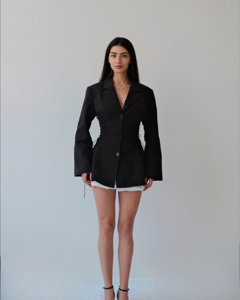 Delina Blazer in Black – Elegant women's blazer by Aisol